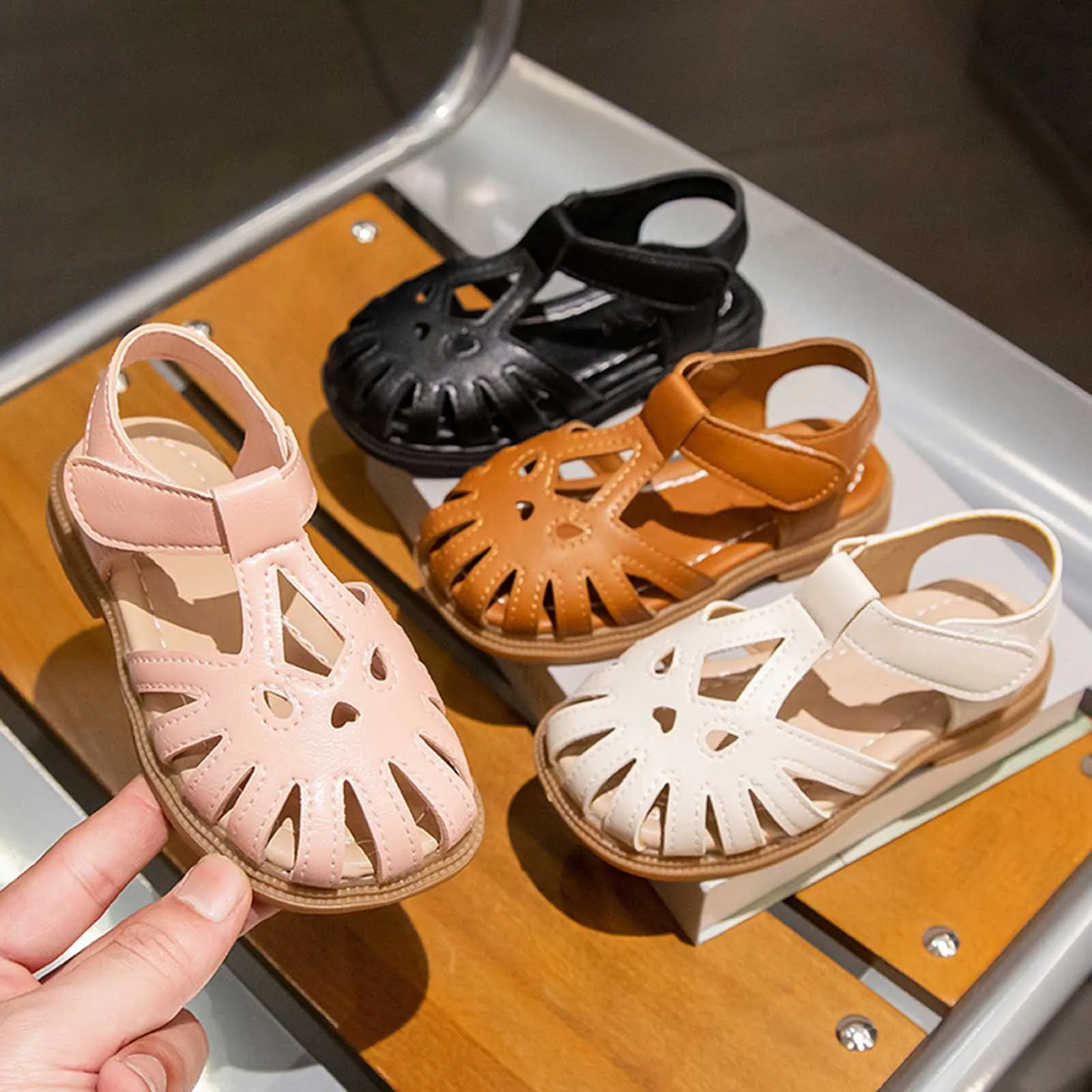 New Sandal Size 13 Girls' Shoes Wrap Toe Sandals Summer Little Girl Soft Soled Non Slip Slipper Shoes Fashion Streetwear