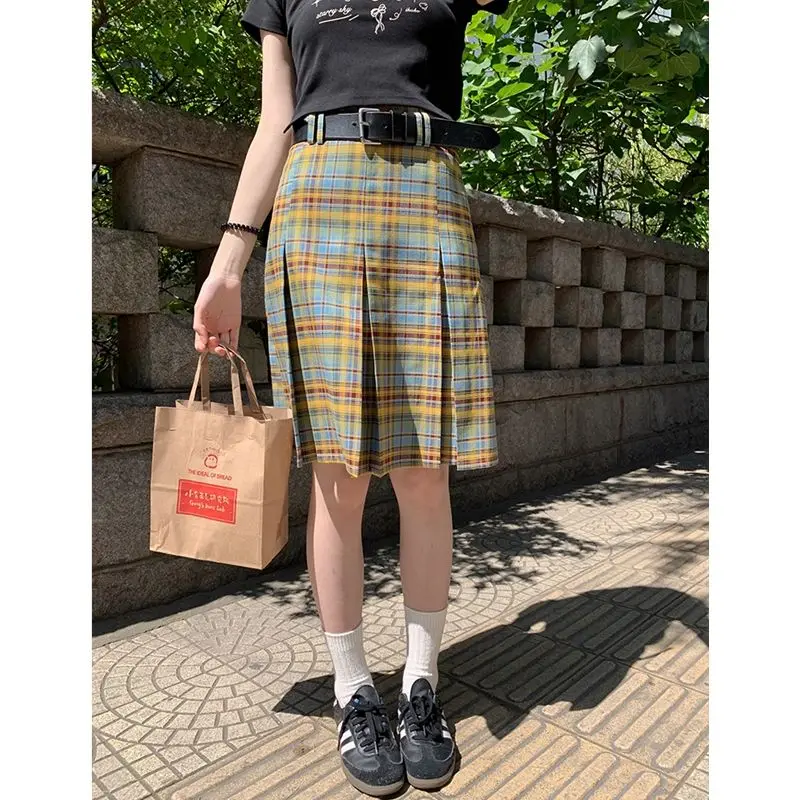 

A-line Skirt Women's Summer 2023 New Retro Small Tall Waist Slimming Plaid Skirt