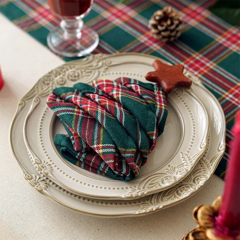 4PCS Christmas Scottish Tartan Plaid Cloth Napkins 40x40cm Classsic Red Green Plaid Dinner Napkins For 2024 Xmas Table Decor