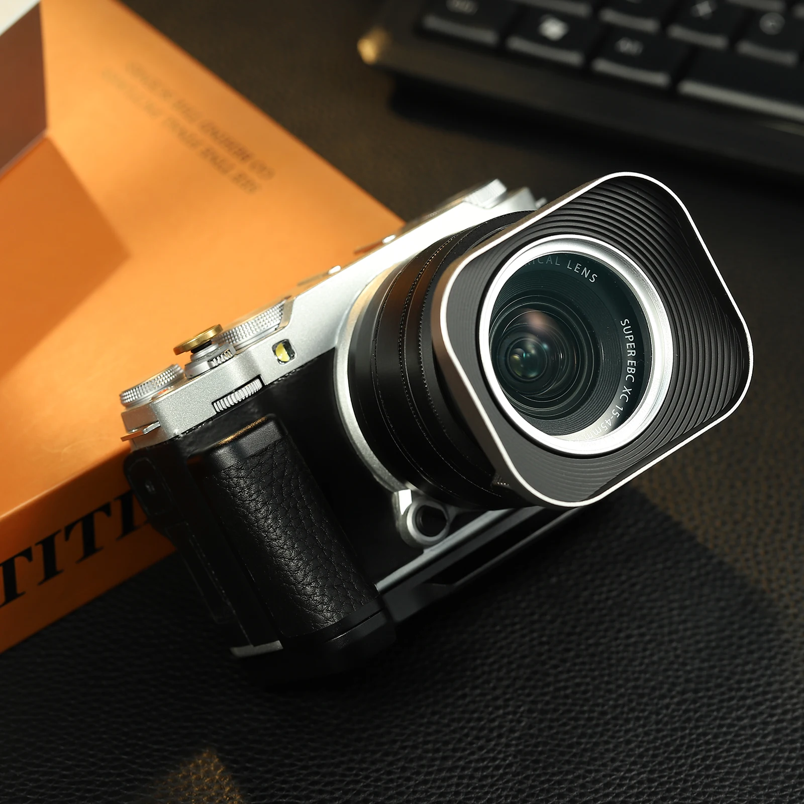 Fujifilm XF 35mm f/1.4 R | Ống kính Fujifilm Chính hãng Fujifilm XF 35mm f/1.4 R | Ống kính Fujifilm Chính hãng