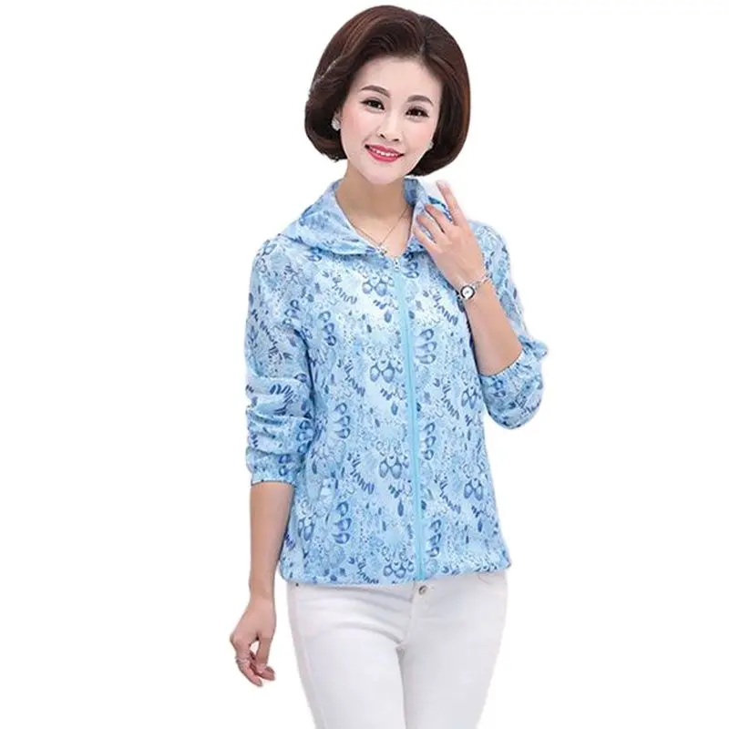 

Middle-aged Mother Loose Fashion Sun Protection Clothing Ladies UV Protection Hooded Print Thin Summer Casual Coat Women 5XL
