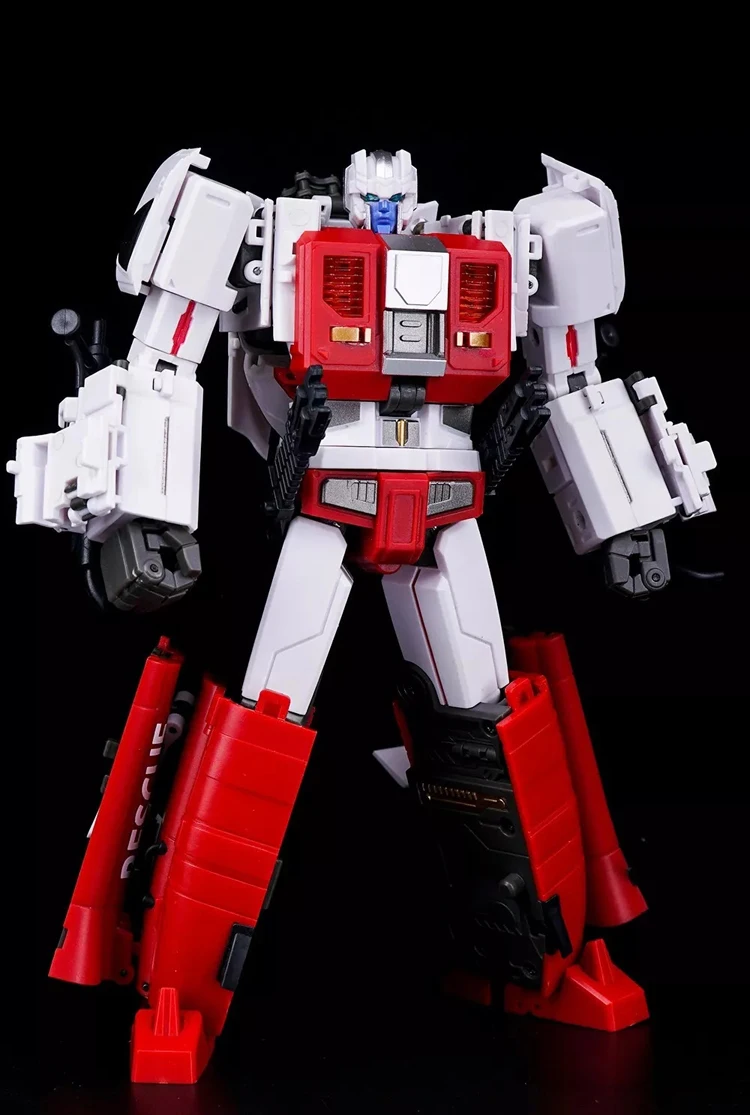 Generation Toy GT-08 Defensor Hot Spot First Aid Streetwise Blades Groove Combination Transformation Action Figure Boy Toy the office funko pop Action & Toy Figures