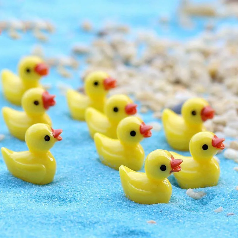 20pcs Cute Mini Chicks Figurine Decoracion Fairy Ducks Miniatures Figurines Micro Garden Miniatures DIY Home Decor