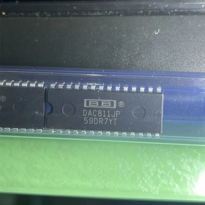 DAC811JP 1PCS brand-new