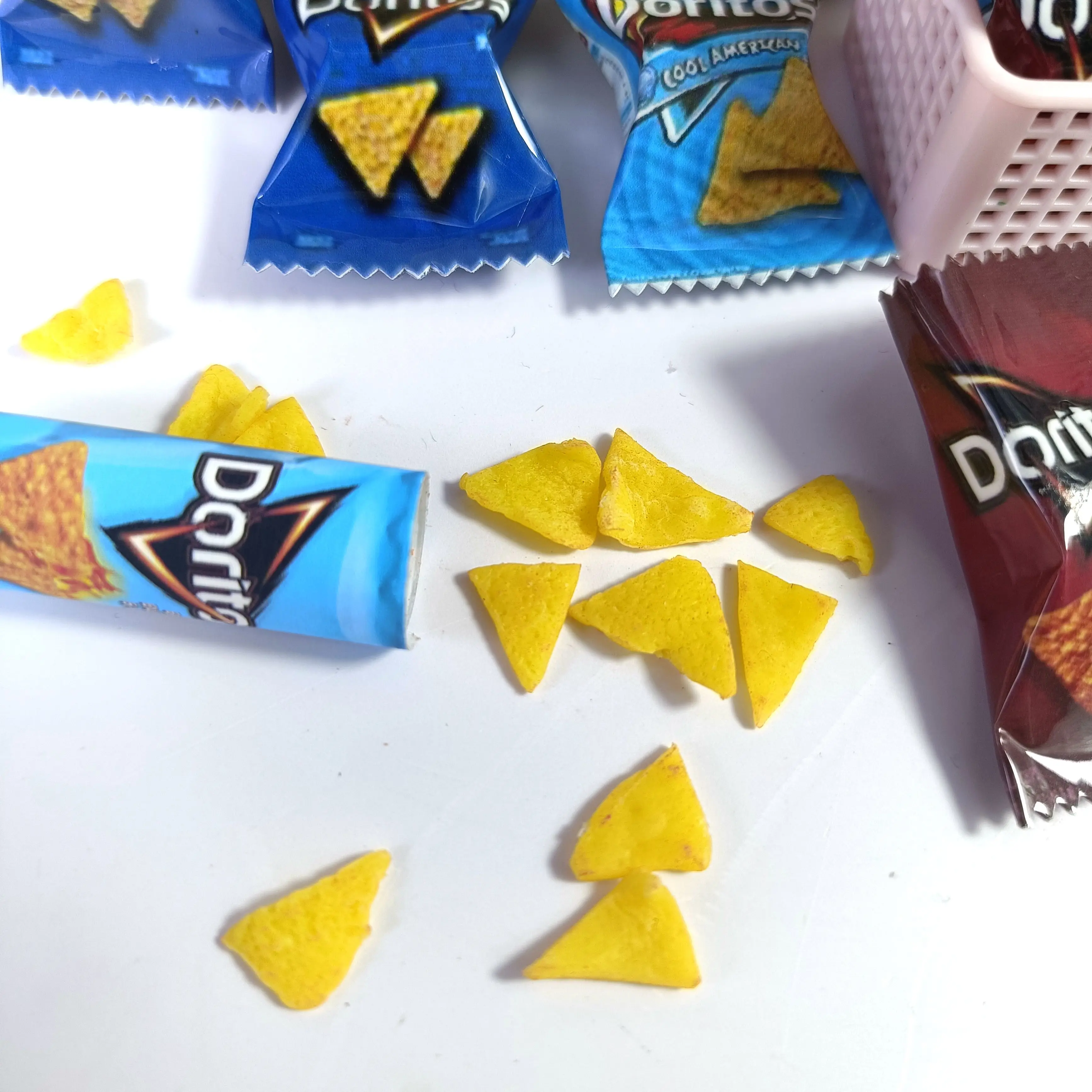 NEW 2Bag Chips 1/6 Scale Dollhouse Miniature Fried Chips Mini Pretend Food for Blyth Barbies BJD Doll House Toy birthday present 5