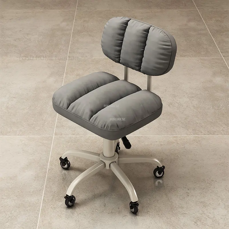 Modern Salon Furniture Light Luxury Barber Chairs Beauty Salon