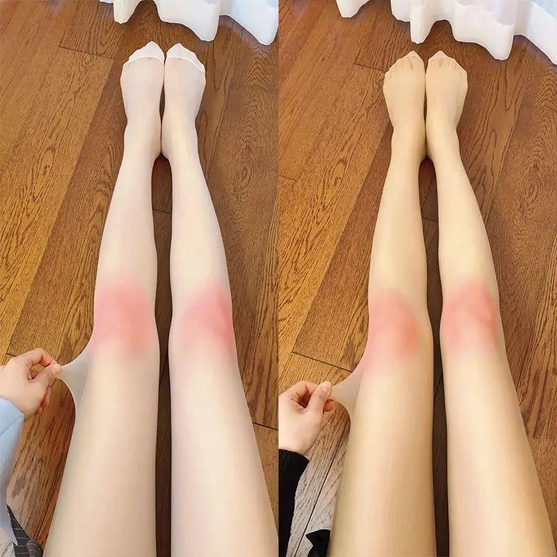 Knee blush stockings