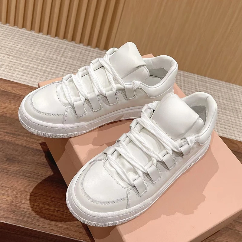 

Thick-soled Small White Shoes Female Spring 2023 New Round Head Joker Cookie Shoes Casual Shoes.