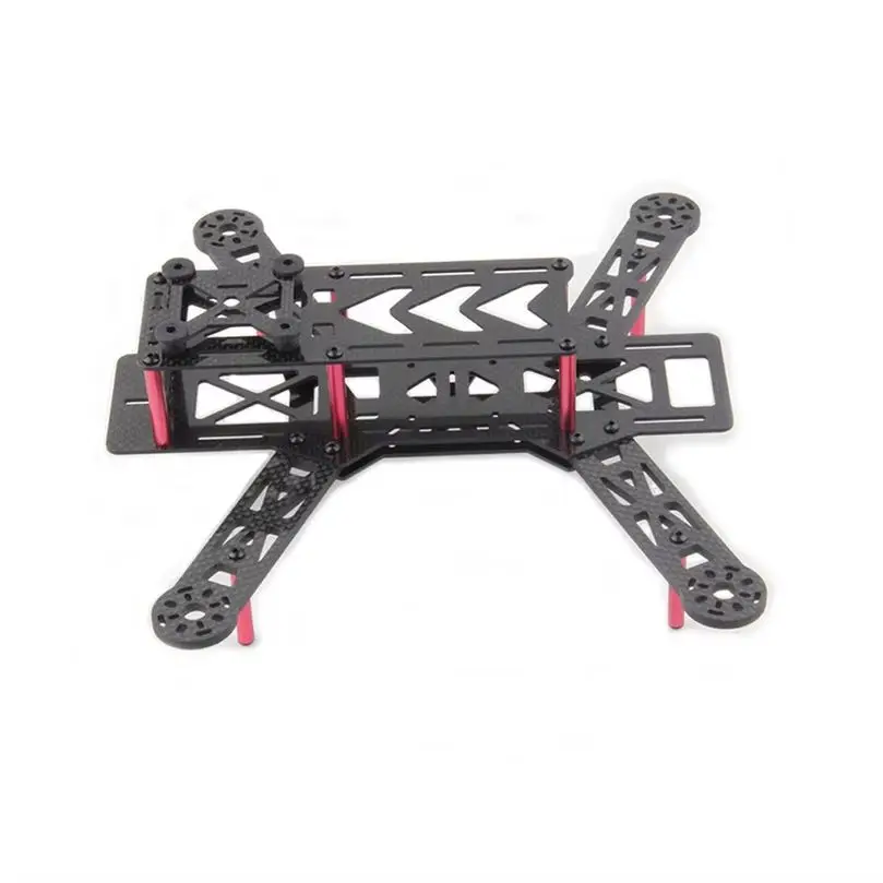 Détail des bras en fibre de carbone du kit cadre drone FPV 280mm QAV280, compatibles hélices 5-6 pouces.