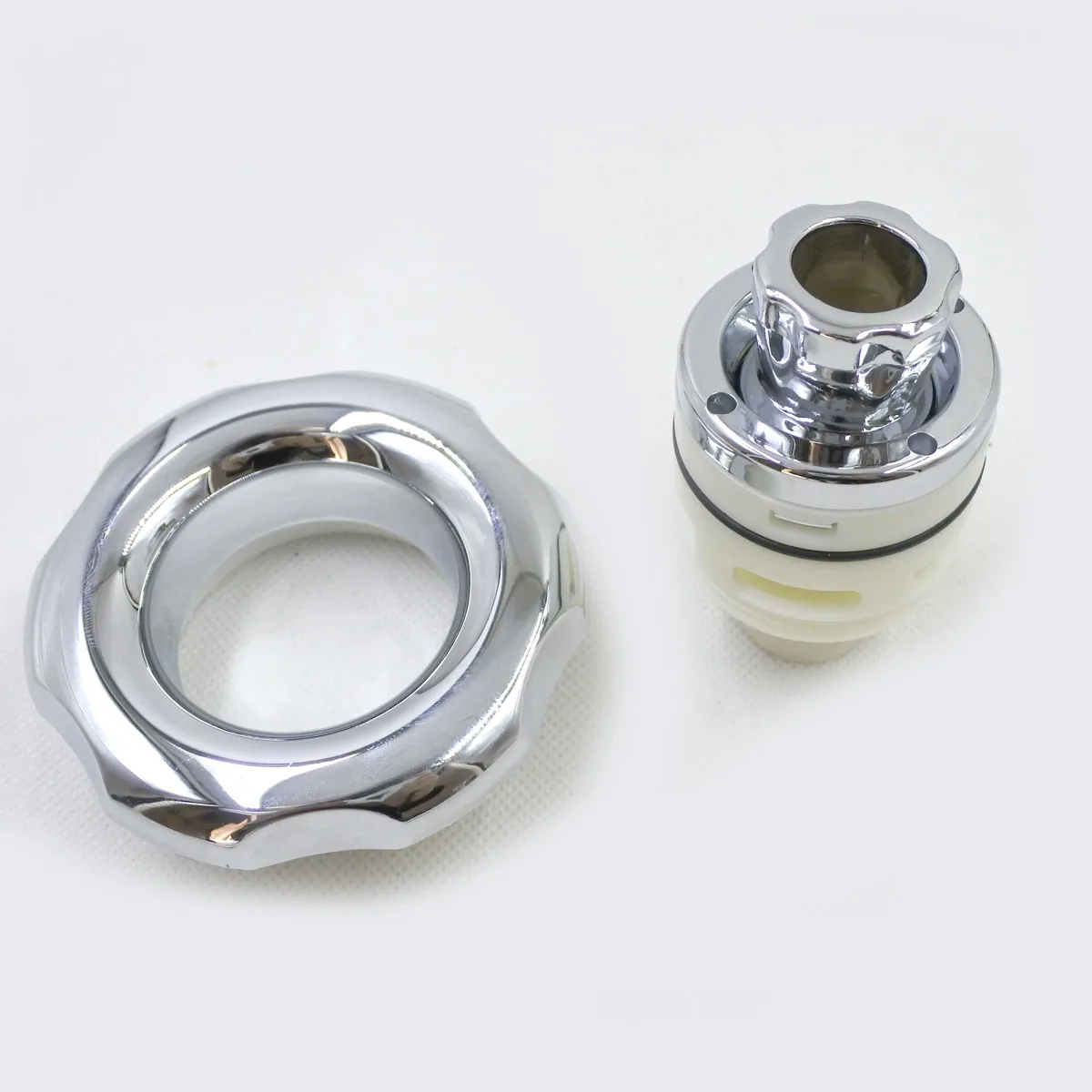 

Massage nozzle accessories,plastic chrome surface,prevent rust and oxidation,the perfect nozzle replacement,spa hot tub fitting