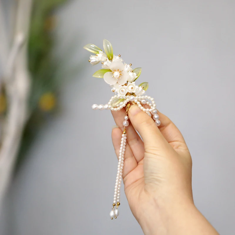 FXLRY Original Handmade Natural Pearl Elegant Lily Of The Valley Flowers Hairpin Side Clip Women``s Side Clip Headdr