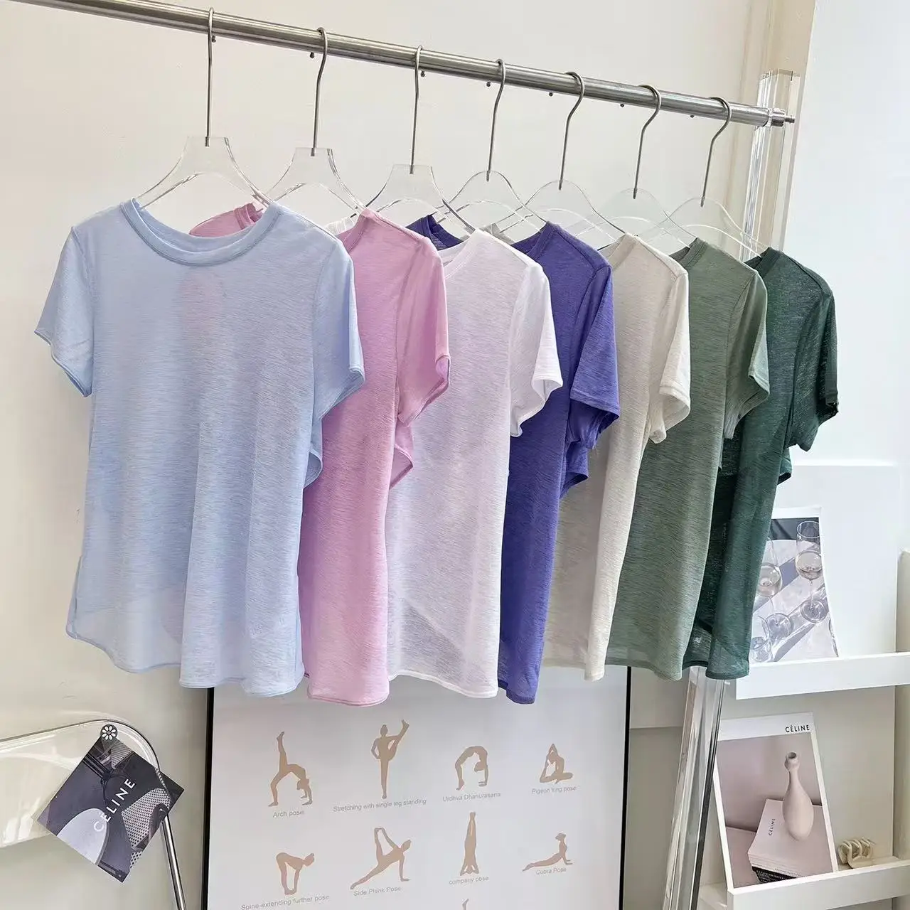 รูปสินค้า เสื้อโยคะกระชับรูปทรง ใส่สบาย สำหรับผู้หญิง