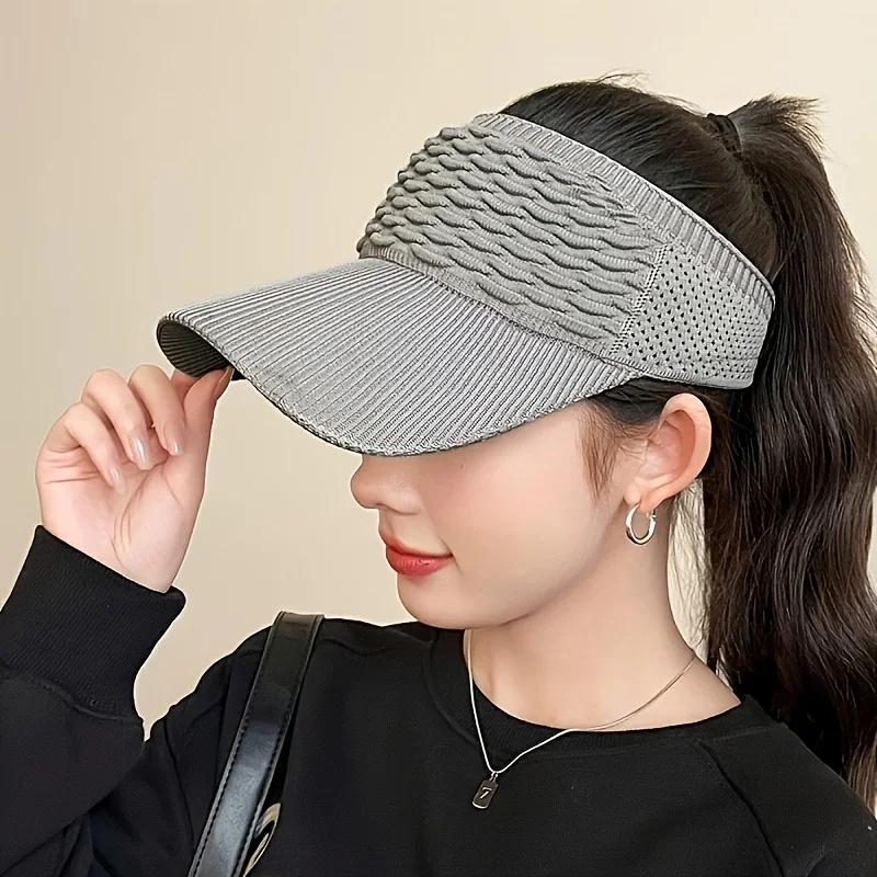 Women's Knitted Tennis Visor Overview