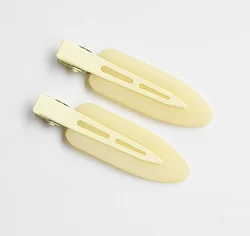 Chic Solid Color No Crease Resin Hair Clips - Matt Brown & Black, Set of 2 (Ivory)