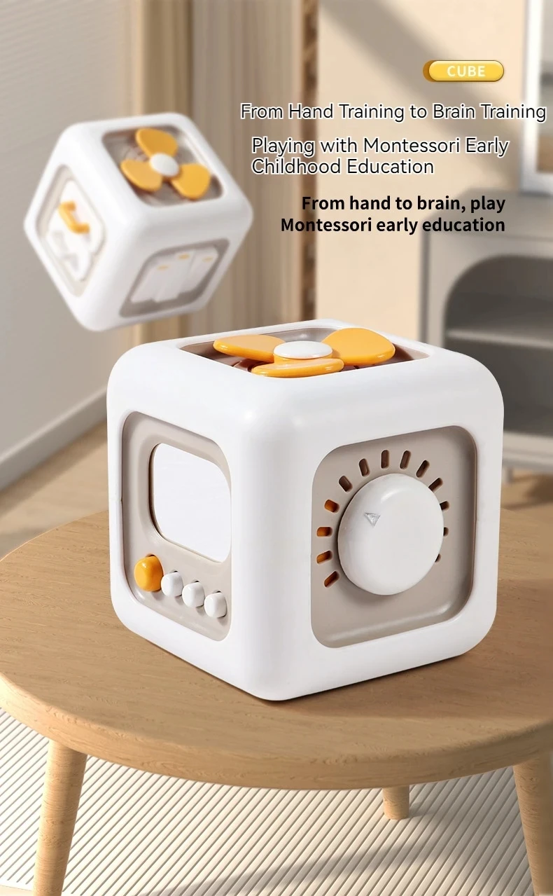 Šesťstranná Montessori aktívna kocka s interaktívnymi prvkami
