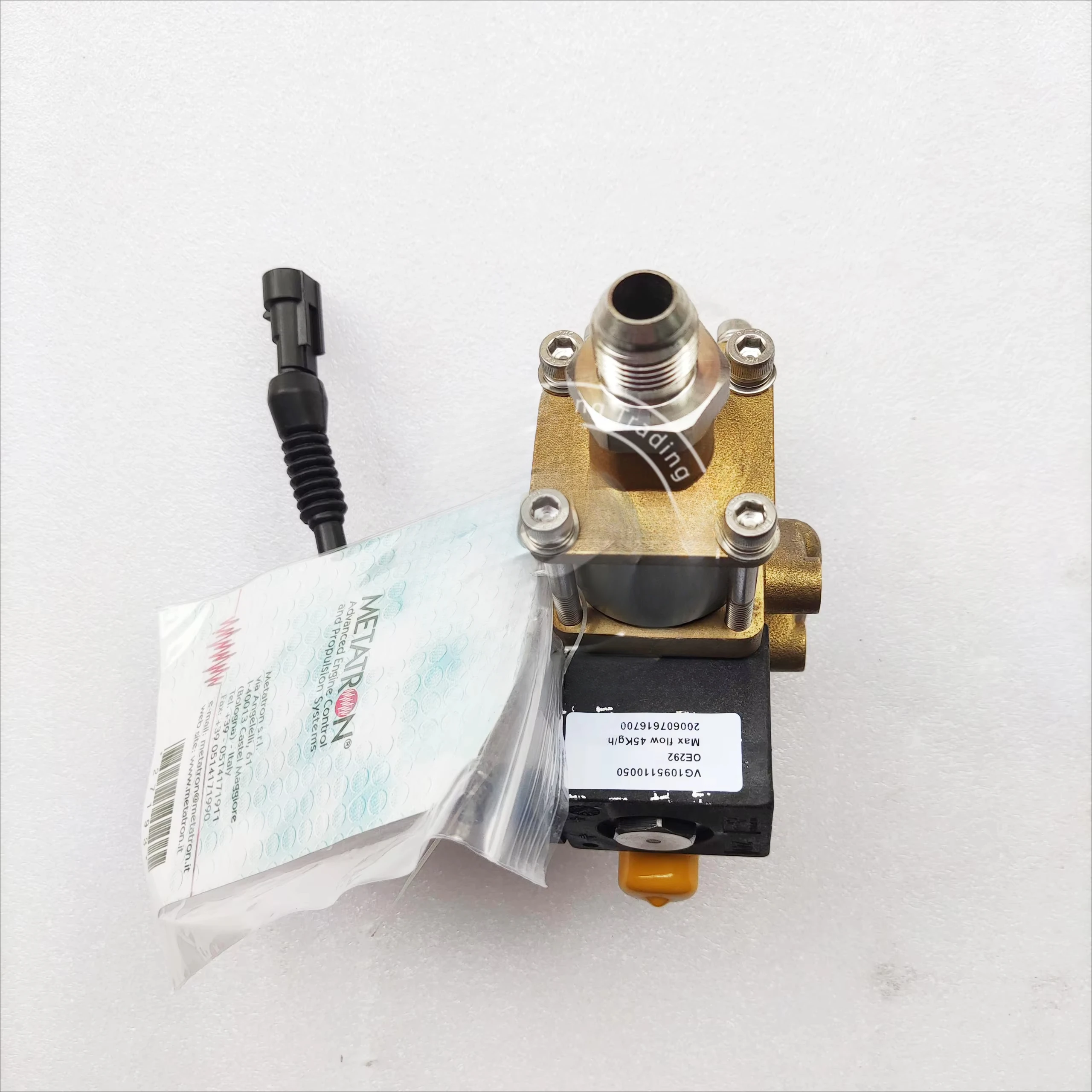 Sinotruk Natural Gas Engine Piston Type High Pressure Reducer VG1095110050
