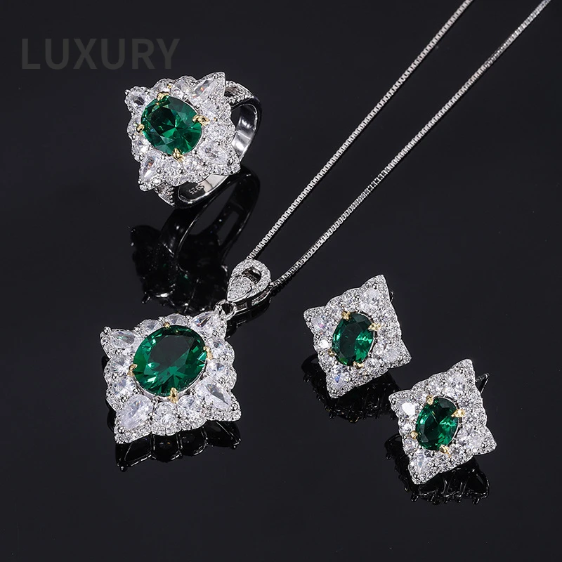 

Комплект из колье и серёг, из серебра 100% пробы, с изумрудом