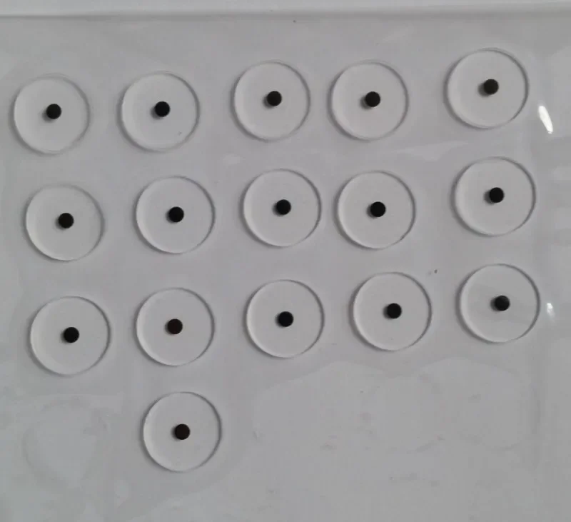 

1% Ring-shaped Light Reducing Film 400-1100nm, Outer Diameter 11mm, Center Diameter 2mm, Transmittance 1%, Argon Arc Welding