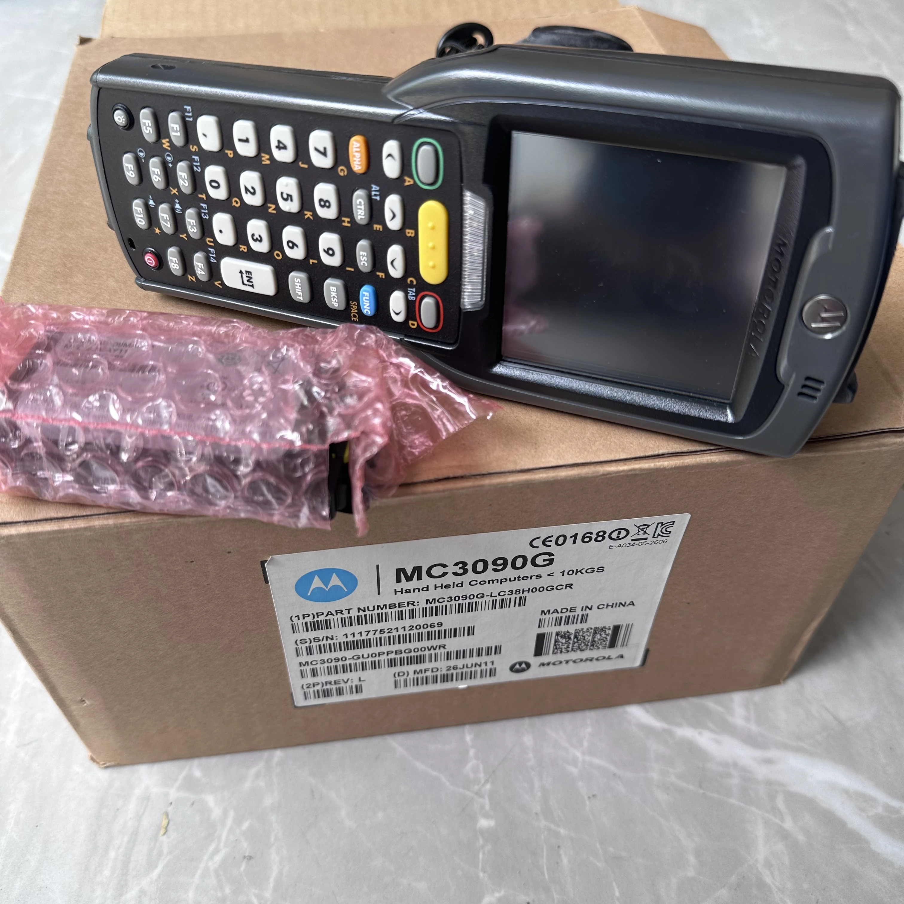 

Open Box Motorola Symbol MC3090G MC3090G-LC38H00GER 1D Laser SE950 CE 5.0 38 Key Barcode Scanner With Battery