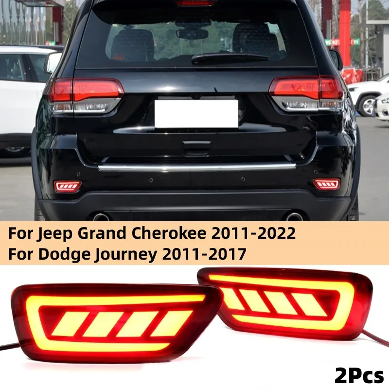 

2Pcs Car LED Rear Bumper Reflector Lights Running Lamp Brake Lights Flowing Turn Signals for Jeep Grand Cherokee 2011-2022