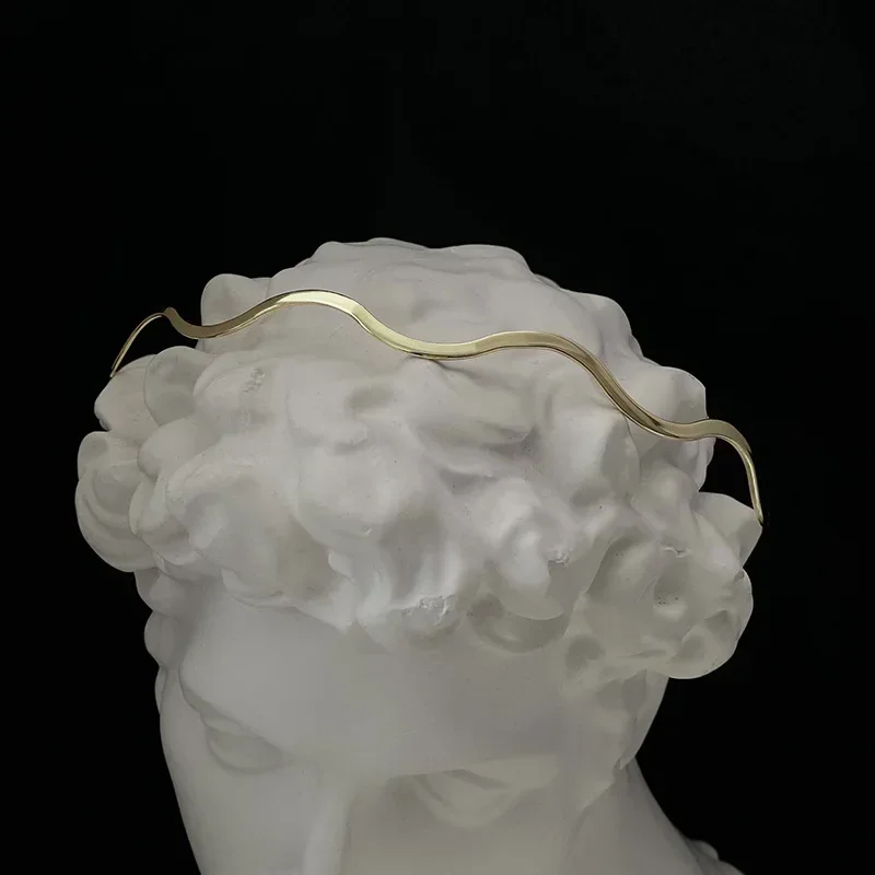 Simple Gold Ripple Metal Hairbands Elegant Wave Headbands Fashion Women Crown Head Hoop Hair Styling Headwear Accessories