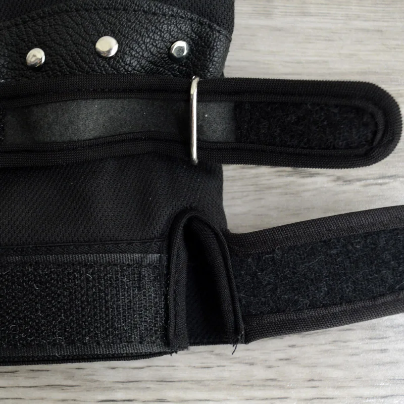 Fitness Half Finger Gloves Men Wrist Guard Sports Dumbbell Riding Outdoor Sport Leather Gloves перчатки перчатки без пальцев