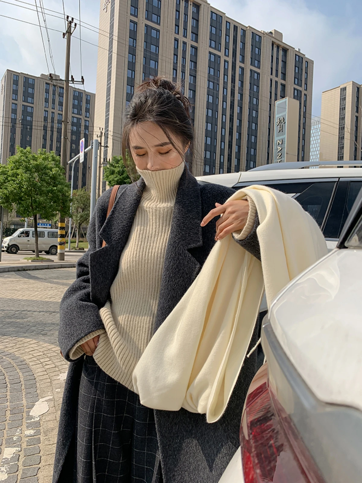 

Vintage High Collar Pullover Sweater For Women In Autumn And Winter Wear 2022 New Loose Lazy Style Bottomed Knit Top