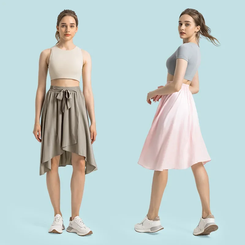 Luxtre's new pleated horse face skirt is a fashionable outerwear with anti glare and water-cooling sports skirt