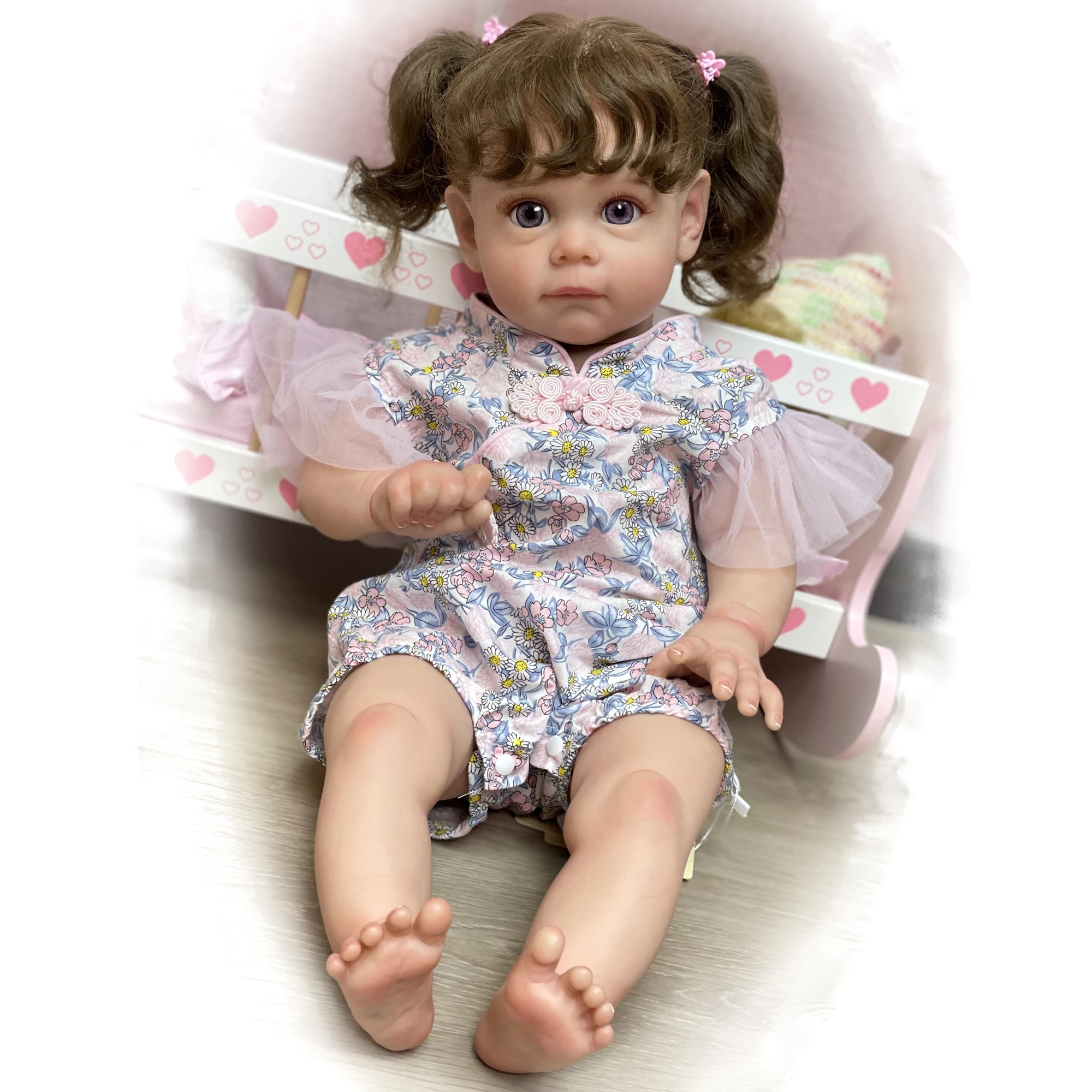 55Cm Reborn Baby Doll Bel Sorriso Dipinto A Mano Realistico Bebe Bambola Appena Nata Con Capelli Castani Radicati Muñecas Para Niñas