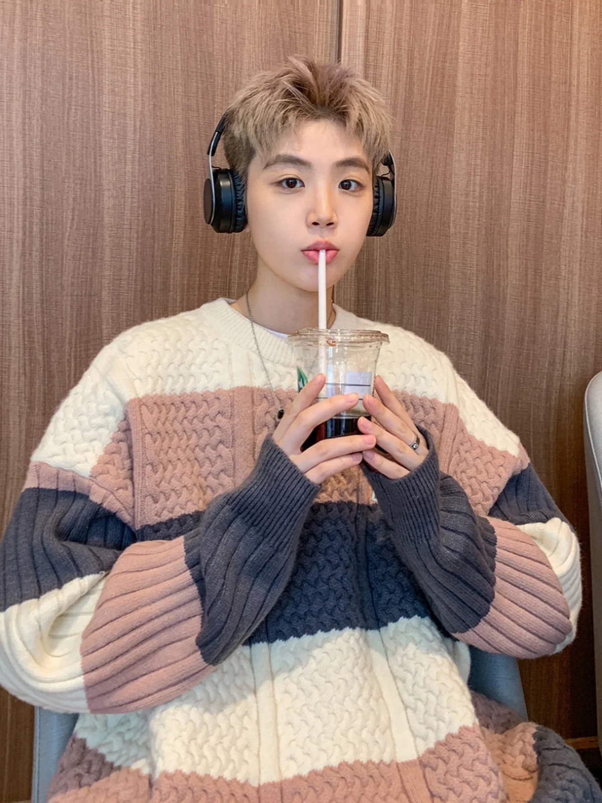 용수철 가을 스타일 홍콩 스타일 컬러 블록 라운드 넥 루즈 스웨터, 다목적 쿨 학생 니트 셔츠, 남성 패션