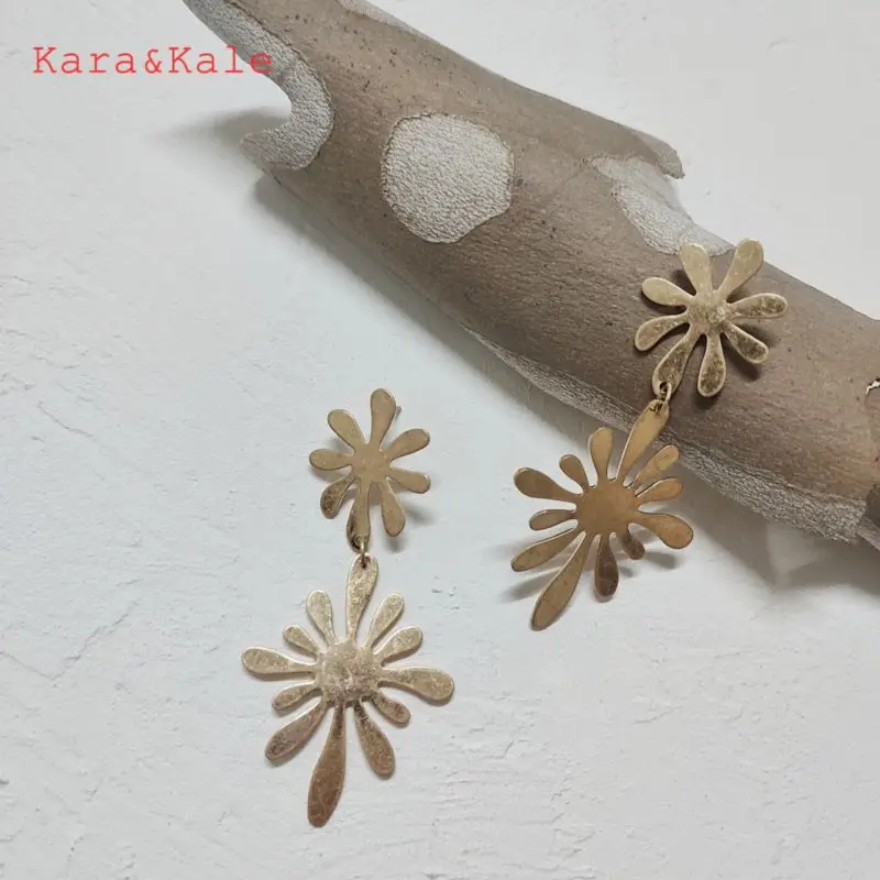 

Kara&Kale Fashion Earrings Flower Earrings Gold Color Flower Pendants Women's Jewelry Boho Simple Style
