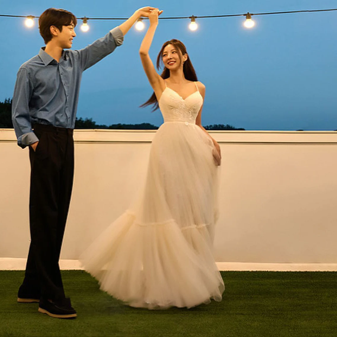 

OEING Sweetheart Luxury Formal Wedding Dresses Pleat Appliques Sleeveless 프롬드레스 Floor Length Elegant Bride Gowns Party Women