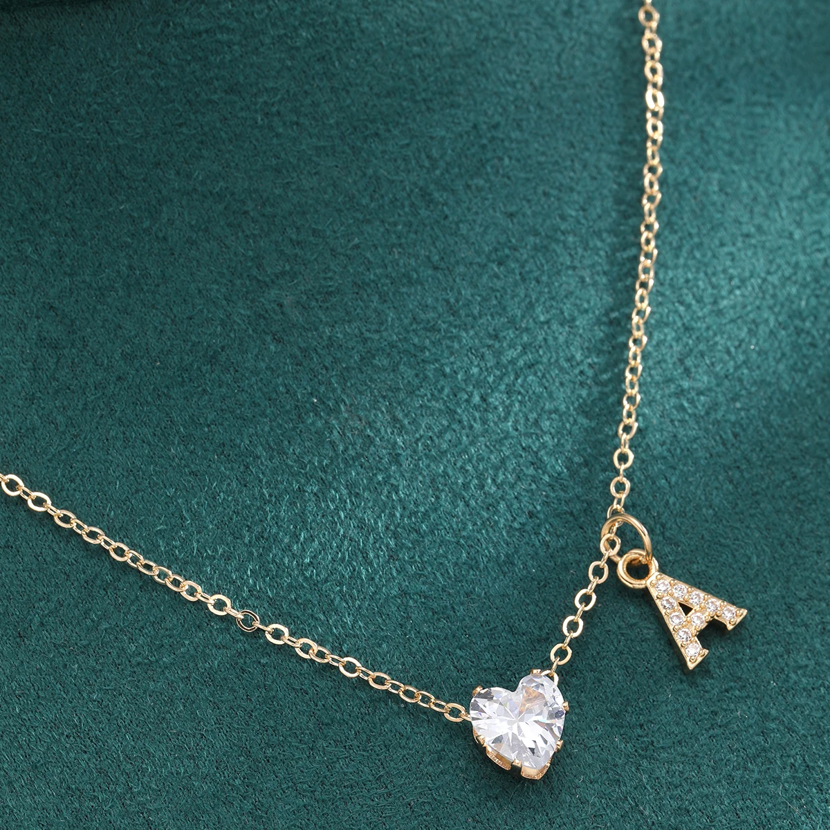 Fashion Zircon Heart Letter Initial Necklace for Women Sparkly Gold Color Chunky A-Z Pendant Neckalces Chain Custom Jewelry Gift
