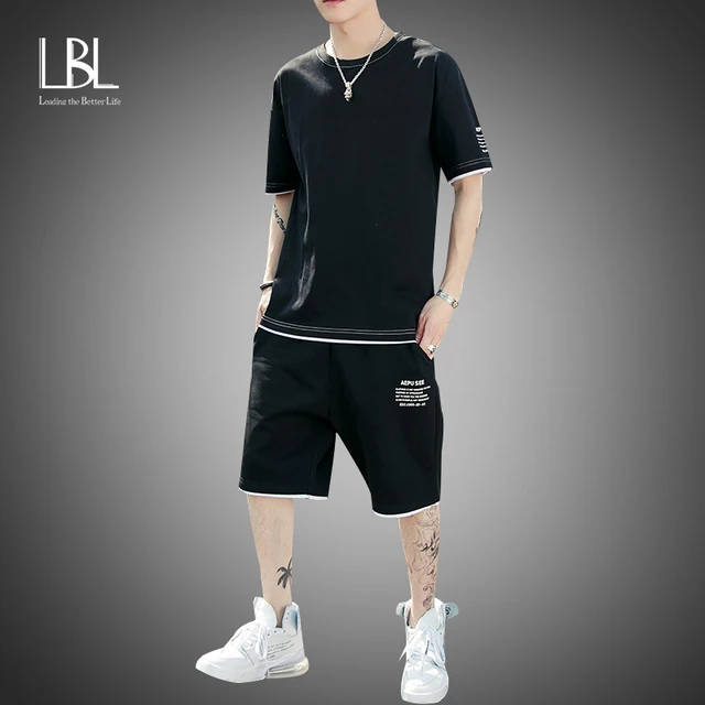 New Fashion Sportsuit and Tee Shirt Set Mens T Shirt Shorts +