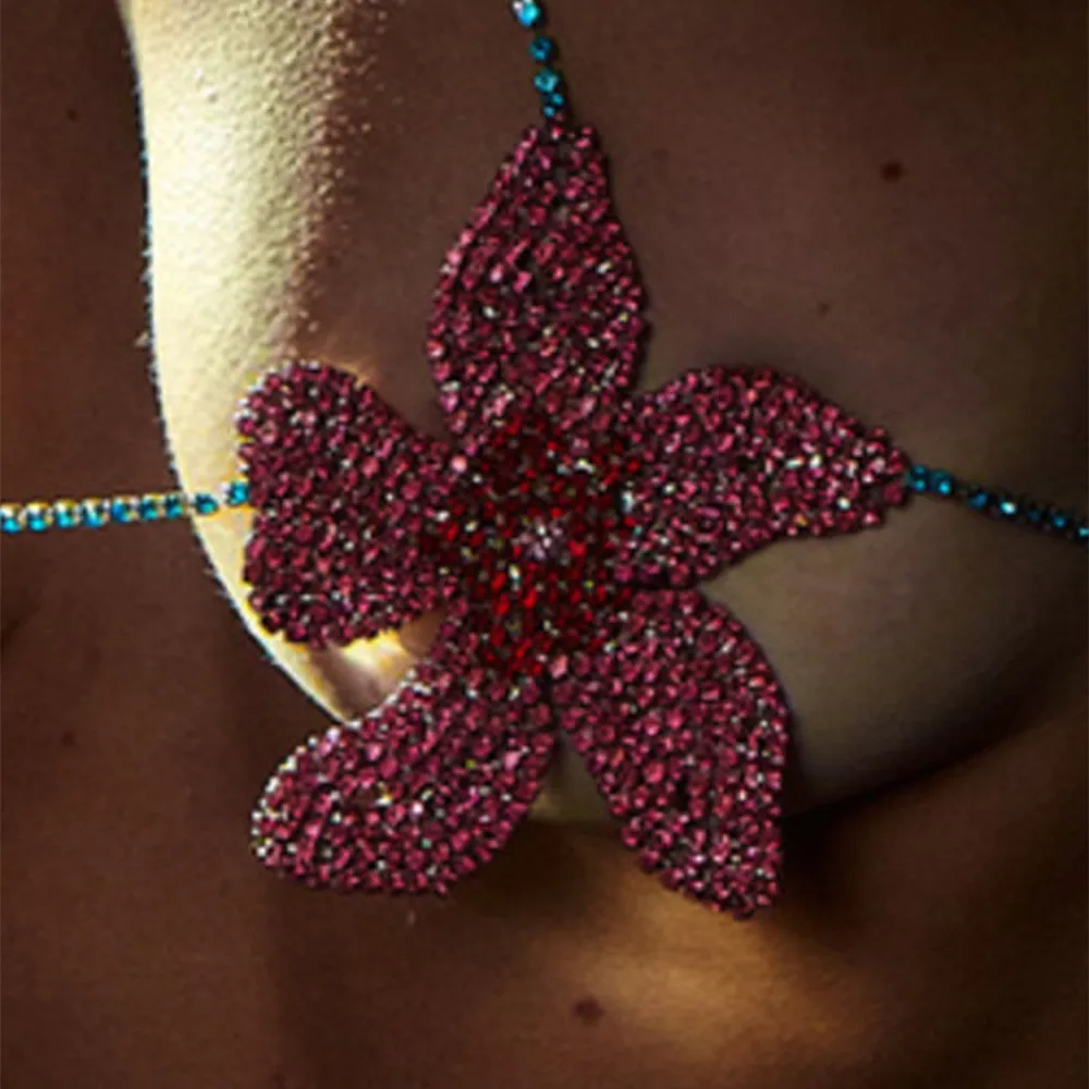 Hot selling new fashion sexy nightclub Rhinestone body chain flower bikini crystal sling color chest chain underwear accessories