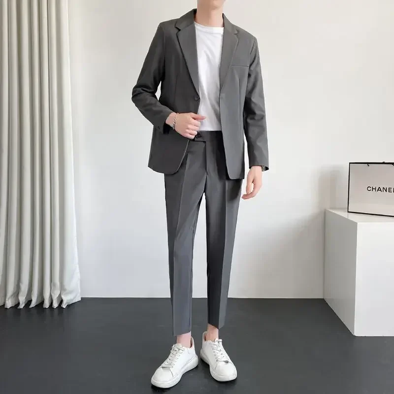 Conjunto de 2 piezas para hombre, chaqueta gris, traje informal completo para hombre, tendencias de ropa de primavera y otoño de Corea, disfraces, pantalones de lujo, ceremonia