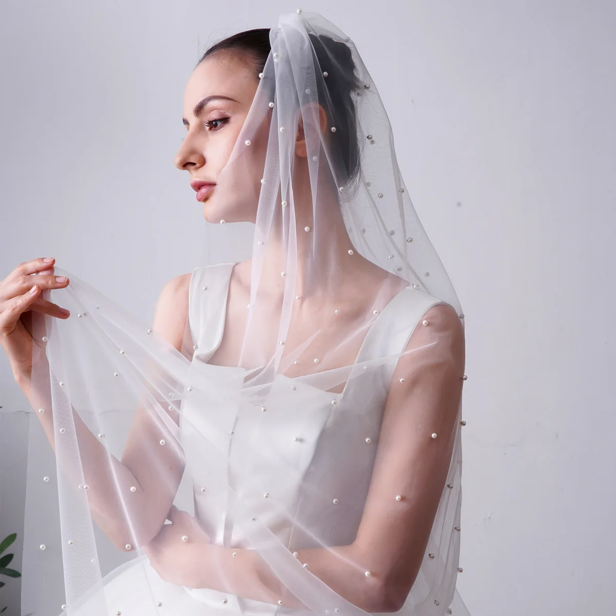 

1T Pearls Wedding Veil Tulle Cheap Bridal Veil With Comb Long Bride Veils Wedding Accessories