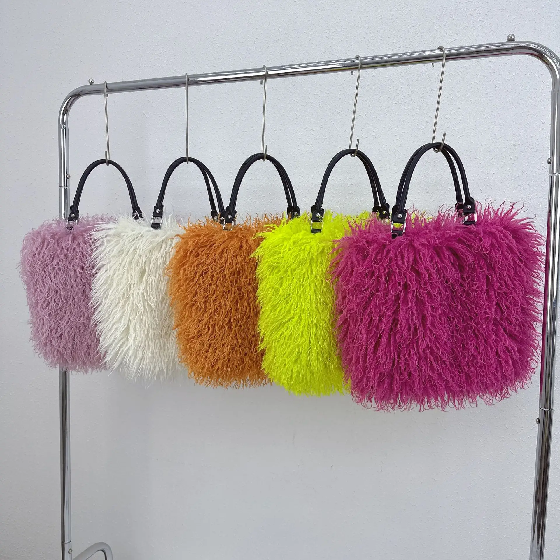 2025 Designer Faux Fur Tote Bag for Women Luxury Handbags Autumn Winter Plush Shoulder Crossbody Bags Brand Shopper Purses New