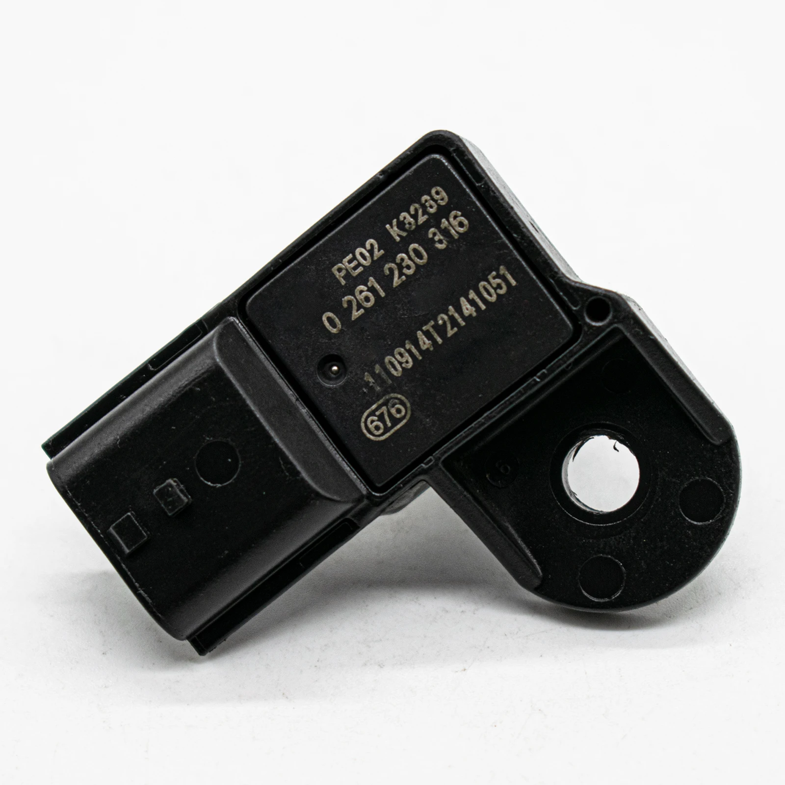 マサオ Used OEM Z32 Mass Air Flow Sensor (MAS / MAF)