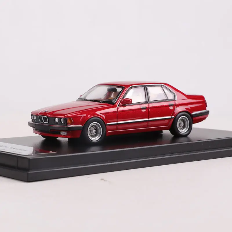 Diecast 1/64 Scale BMW 7 Series E32 E34 Car Model Alloy BMW