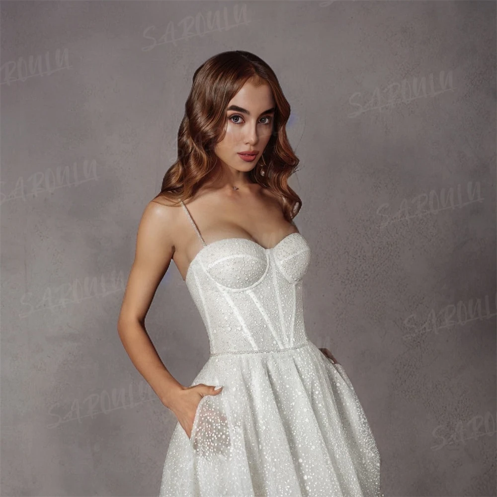 Рисунок 3 - Женское свадебное платье со шлейфом