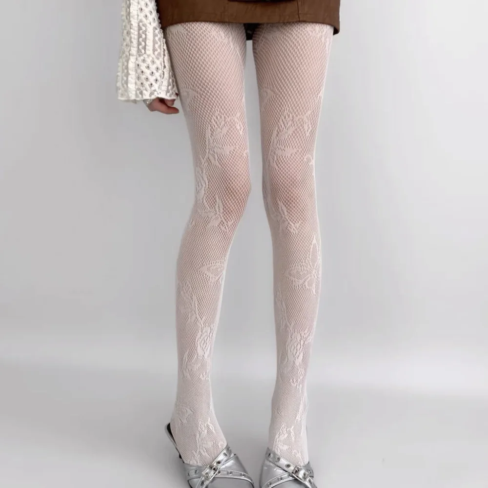Women's Sexy Flower Embroidery Mesh Hollow Out Silk Stockings JK Fish Net Tights Cool Girls Colored Hipster Harajuku Pantyhose