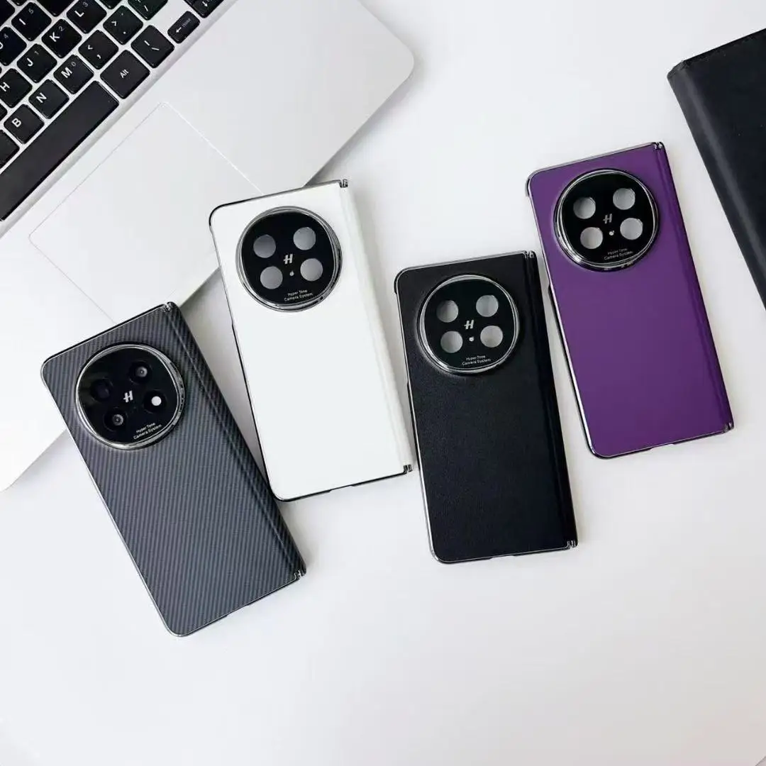 Sleek Carbon Fiber Leather Back Protective Case - Plastic Finish