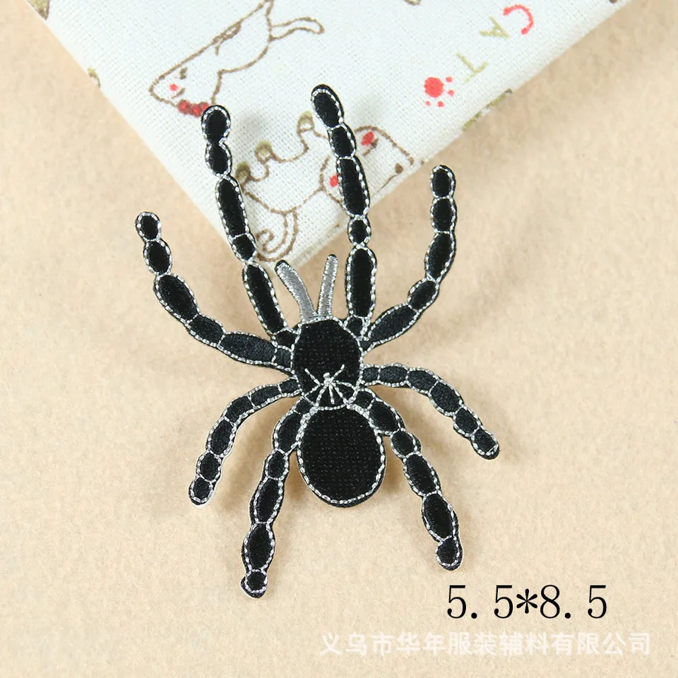 Piccole dimensioni: 6.5*4.2CM insetto nero oro ragno Patch ricamo Patch per abbigliamento animale ferro sulle toppe sui vesti adesivo  15