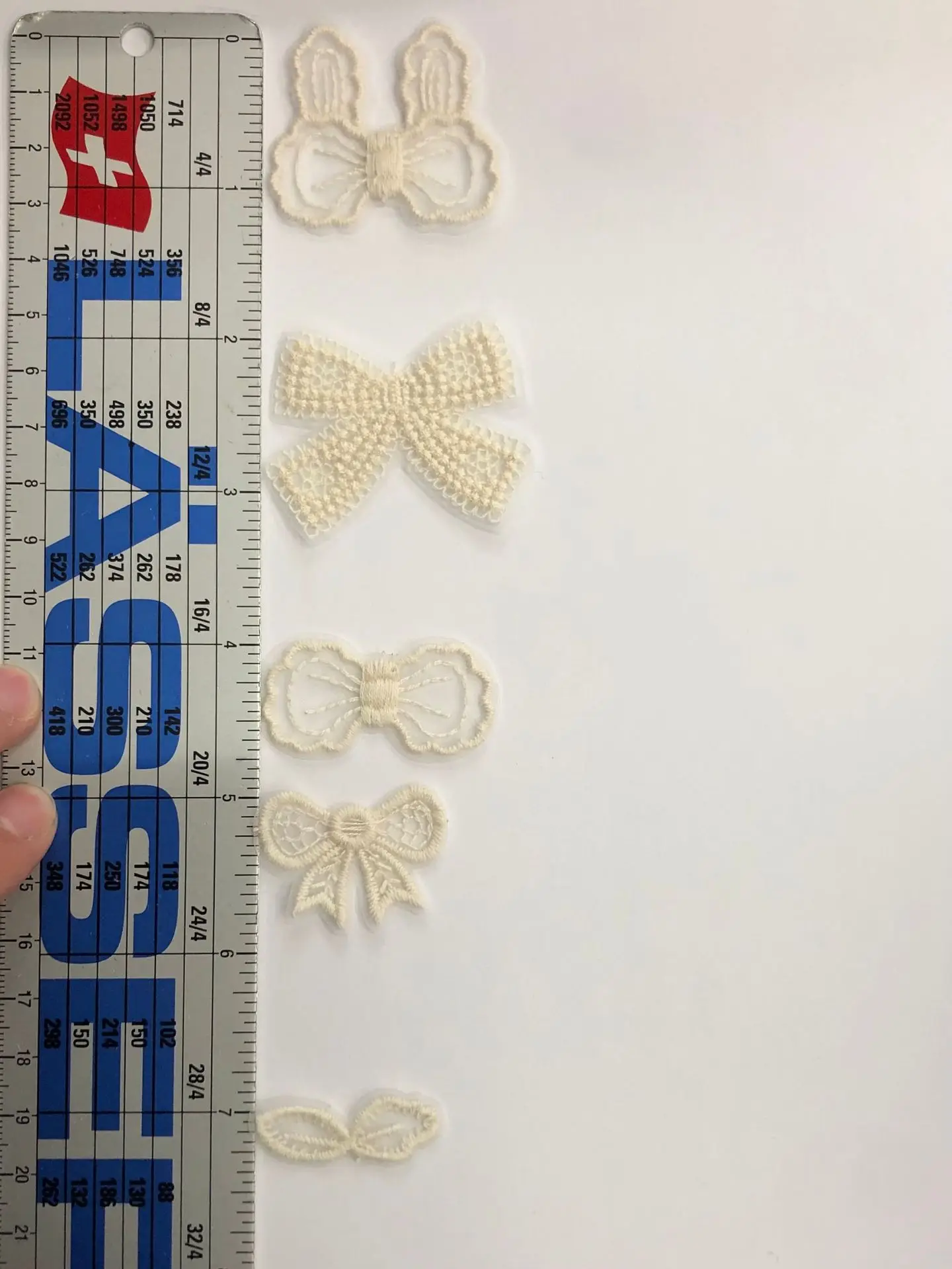 Description Picture 4 of item20pcs Eugen Yarn Cotton Thread Lace Bow Tie Accessories Cute Rabbit Ear Embroidery Korean Children's Clothing Accessories DIY