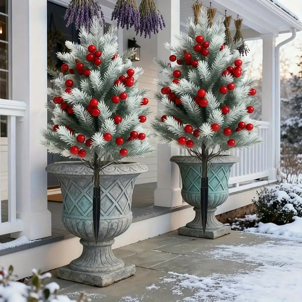 45cm Christmas Tree Wind-Resistant Stability Strong Structure Pine Needle Xmas Tree With Berry Details Realistic Garden Decor