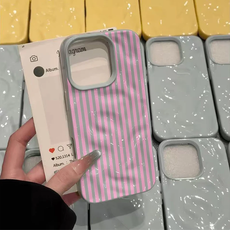 รูปสินค้า เคส iPhone ลายทางเหลือง แฟชั่นกันกระแทก ฝาหลังใส