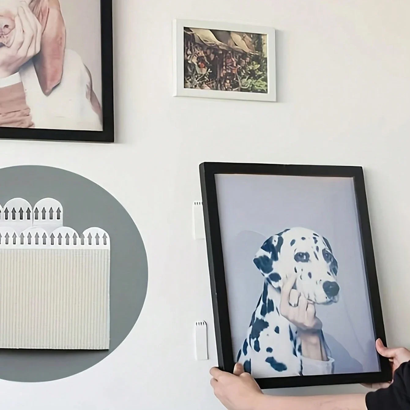 12pcs-Traceless and Easy To Pull Adhesive Velcro for Fixing Photo Frames, Hanging Pictures Without Leaving Any Adhesive