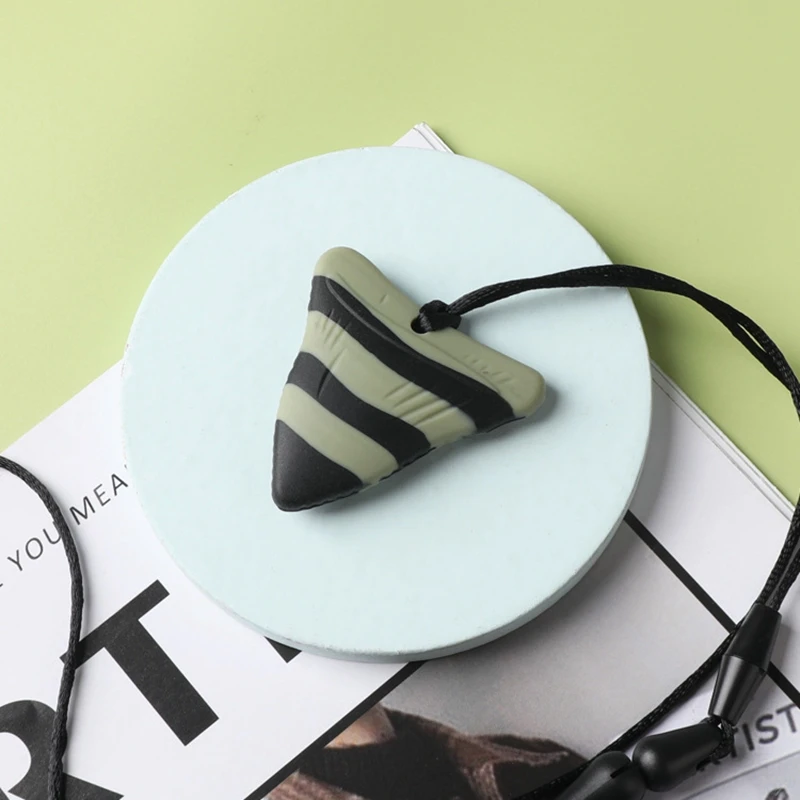 1 Pack Sensory Chew Necklace Brick Chewy Kids Silicone Triangle Fangs Toys, Silicone Teeth for Children with Autism 4