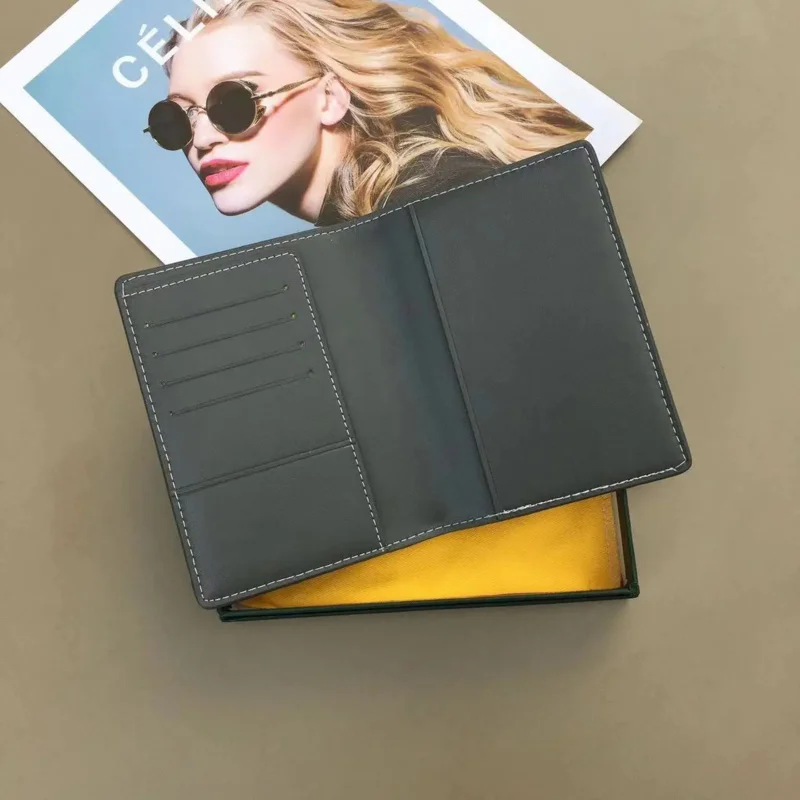 Classic Passport Cover for Men and Women, Fashion New 2024 High Quality Card Holder